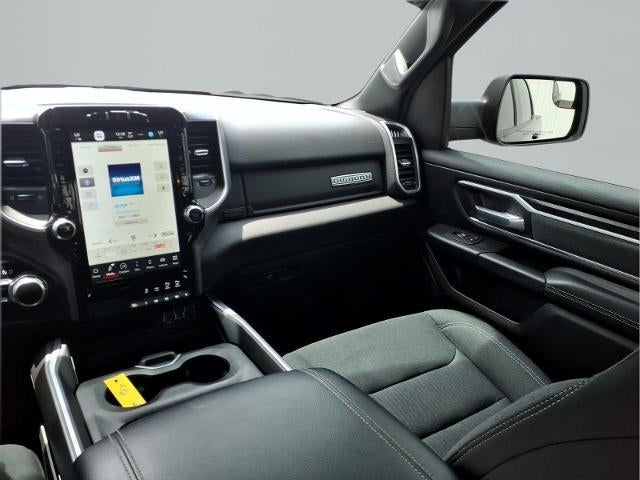 2022 RAM 1500 Big Horn 4x4 Crew Cab 5'7" Box