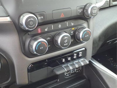 2022 RAM 1500 Big Horn 4x4 Crew Cab 5'7" Box