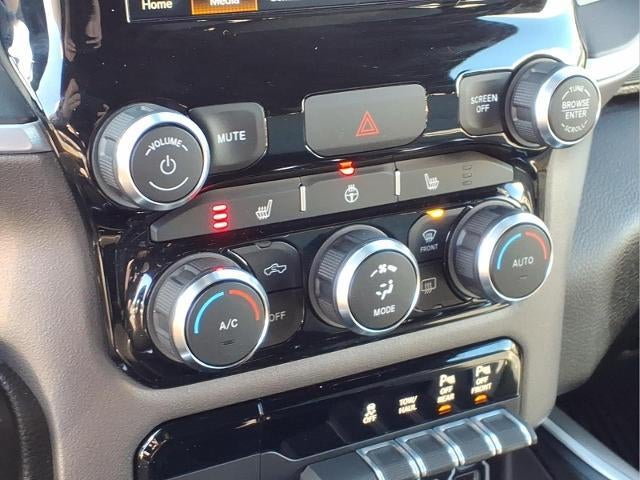 2022 RAM 1500 Big Horn 4x4 Crew Cab 5'7" Box