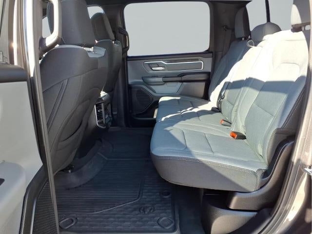 2022 RAM 1500 Big Horn 4x4 Crew Cab 5'7" Box