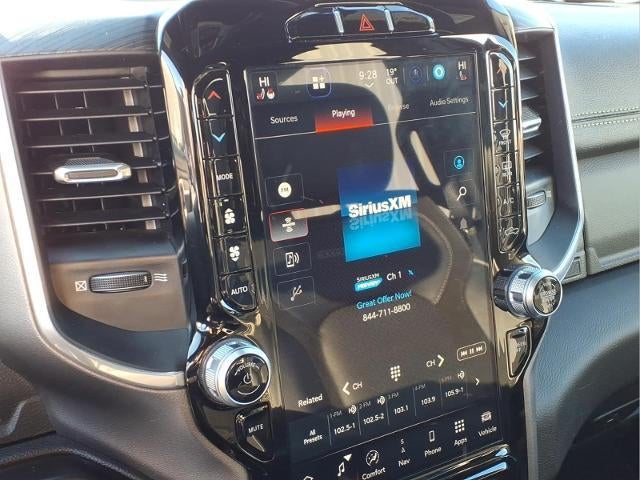 2023 RAM 1500 Laramie 4x4 Crew Cab 5'7" Box