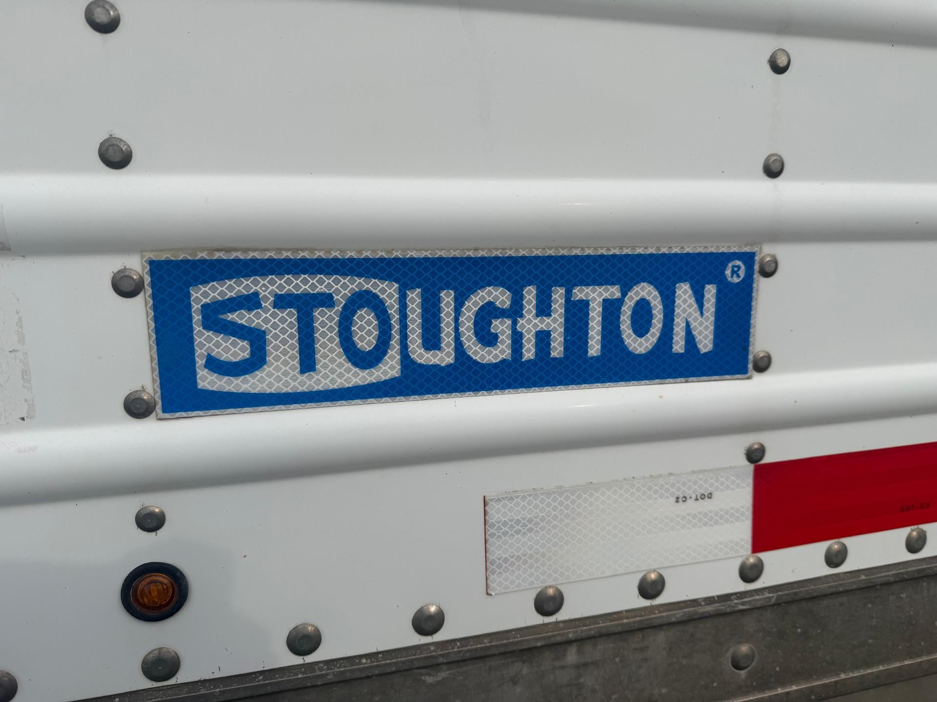 2015 STOUGHTON TRAILER GRAIN HOPPER Base