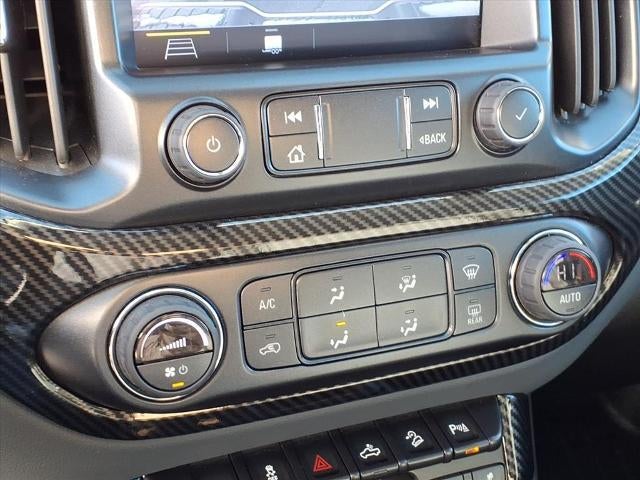 2022 Chevrolet Colorado Crew Cab Short Box 4-Wheel Drive Z71