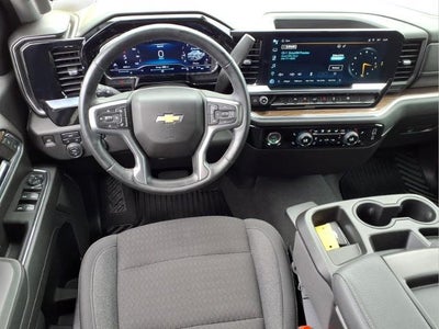 2024 Chevrolet Silverado 1500 Crew Cab Short Box 4-Wheel Drive LT 2FL