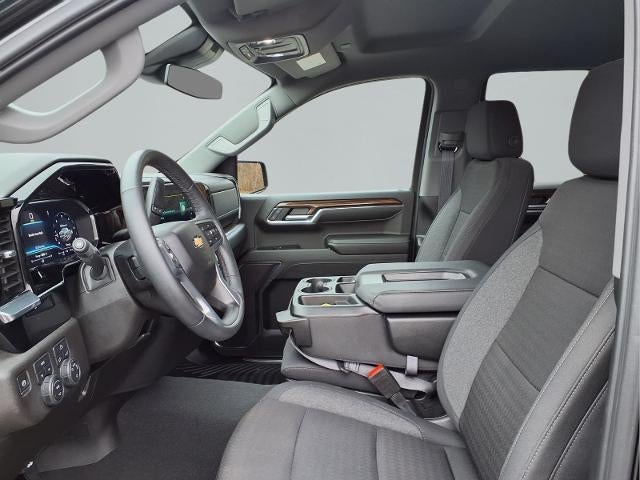 2024 Chevrolet Silverado 1500 Crew Cab Short Box 4-Wheel Drive LT 2FL