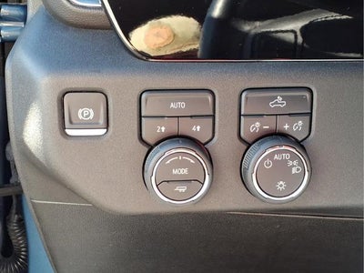 2024 Chevrolet Silverado 1500 Crew Cab Short Box 4-Wheel Drive LT 2FL