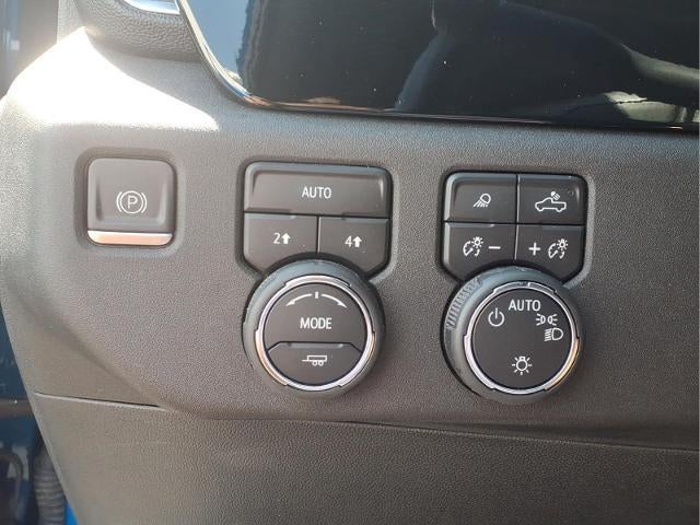 2023 Chevrolet Silverado 1500 Crew Cab Short Box 4-Wheel Drive LT 1LT