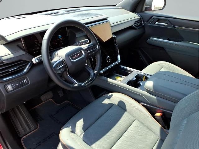 2026 GMC Acadia AWD AT4