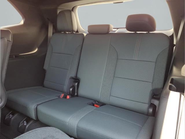 2026 GMC Acadia AWD AT4