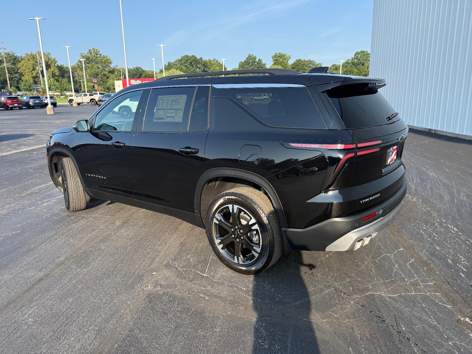 2027 Chevrolet Traverse LT