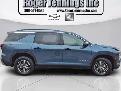 2025 Chevrolet Traverse LT w/1LT