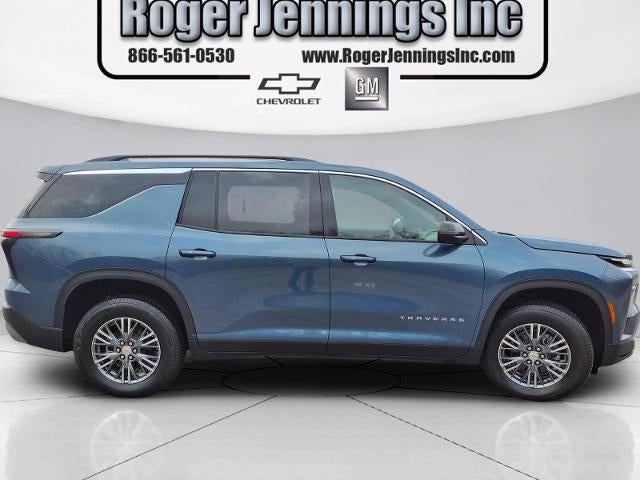 2025 Chevrolet Traverse LT w/1LT