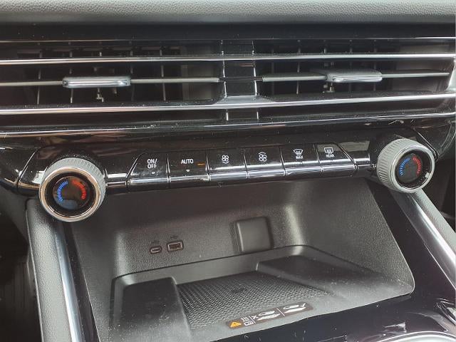 2025 Chevrolet Traverse LT w/1LT