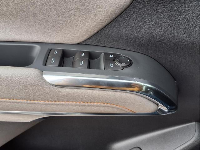 2025 Chevrolet Traverse LT w/1LT