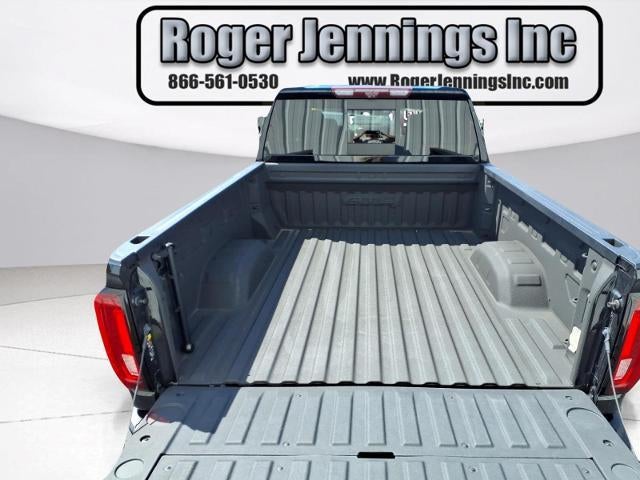 2022 GMC Sierra 2500 HD Crew Cab Standard Box 4-Wheel Drive AT4
