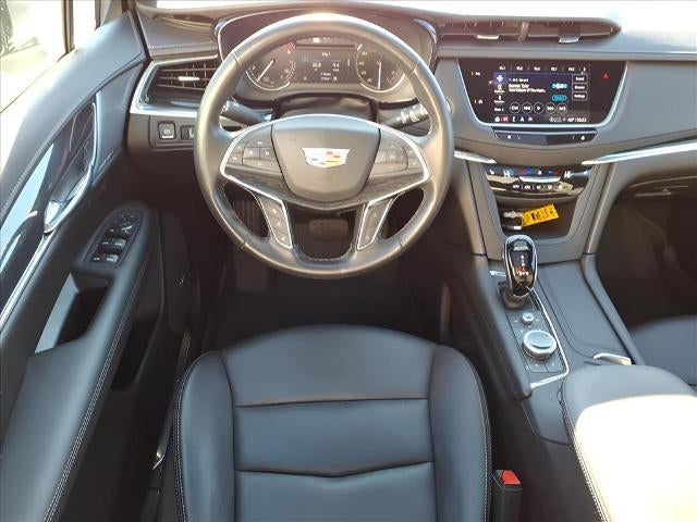 2023 Cadillac XT5 AWD 4dr Premium Luxury