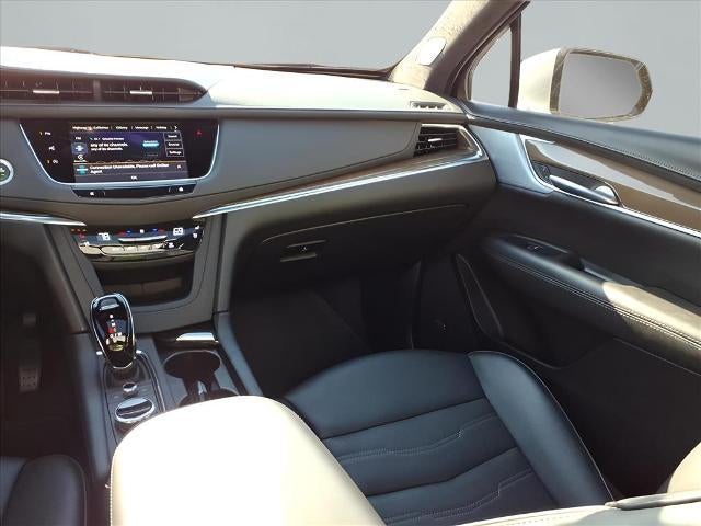 2024 Cadillac XT5 AWD 4dr Premium Luxury