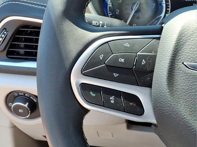 2023 Chrysler Pacifica Touring L FWD