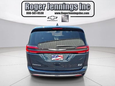 2023 Chrysler Pacifica Touring L FWD