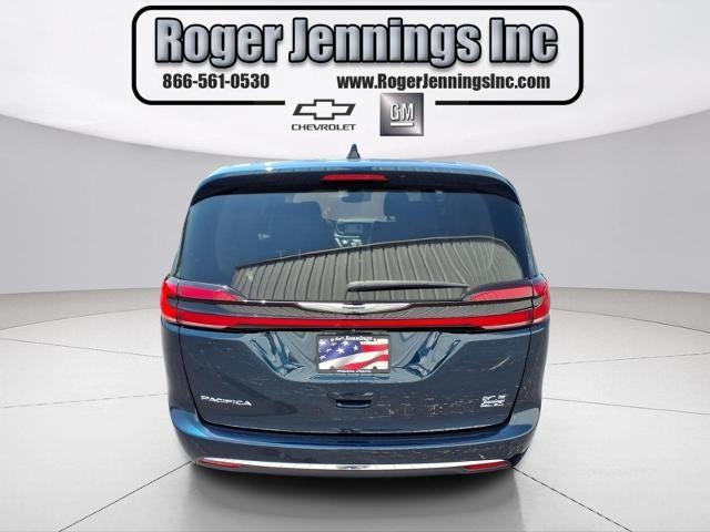 2023 Chrysler Pacifica Touring L FWD