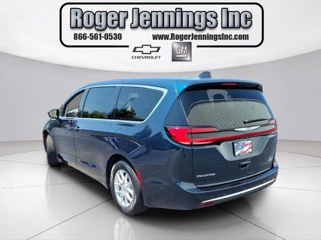 2023 Chrysler Pacifica Touring L FWD