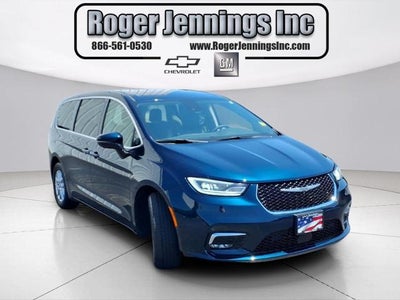 2023 Chrysler Pacifica Touring L FWD