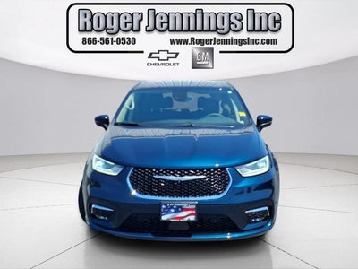 2023 Chrysler Pacifica Touring L FWD