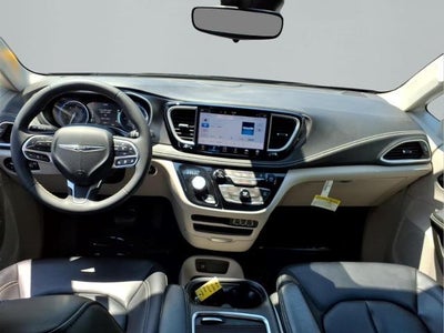 2023 Chrysler Pacifica Touring L FWD