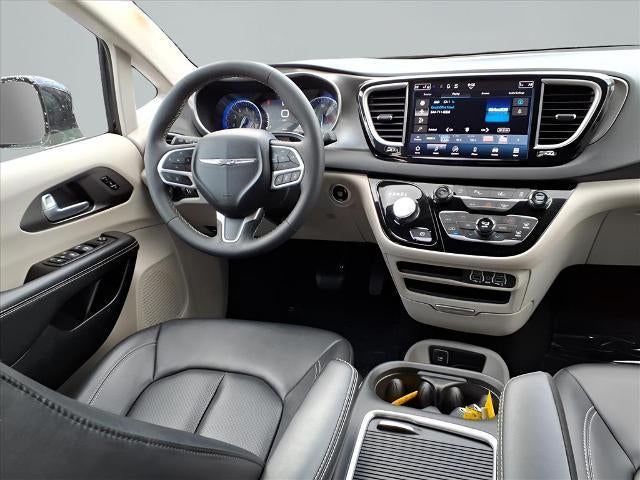 2024 Chrysler Pacifica Touring L FWD