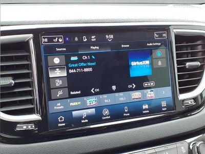 2024 Chrysler Pacifica Touring L FWD