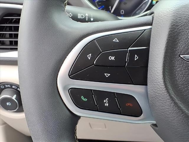 2024 Chrysler Pacifica Touring L FWD