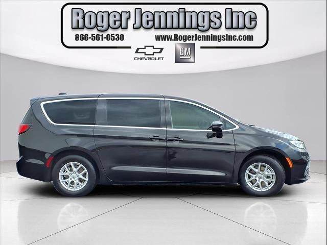 2024 Chrysler Pacifica Touring L FWD