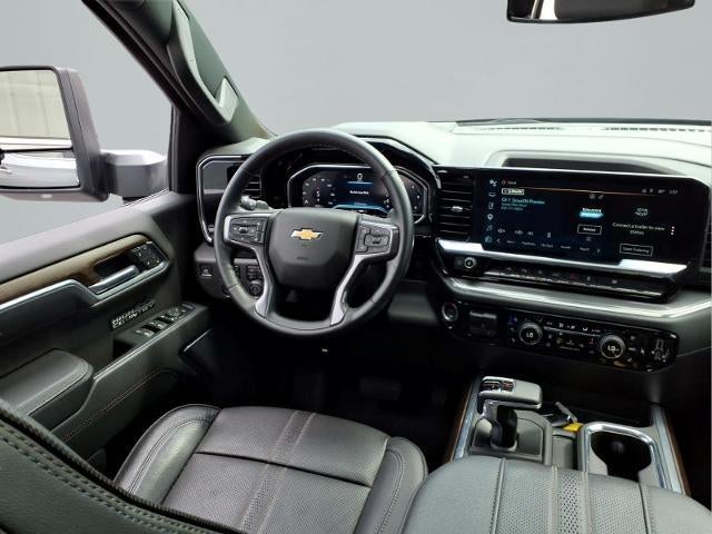 2025 Chevrolet Silverado 1500 Crew Cab Short Box 4-Wheel Drive High Country