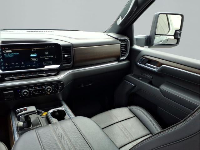 2025 Chevrolet Silverado 1500 Crew Cab Short Box 4-Wheel Drive High Country