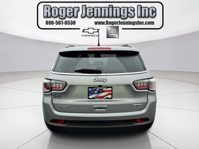 2022 Jeep Compass Latitude Lux