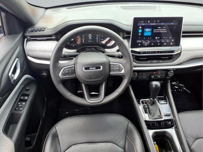 2023 Jeep Compass Latitude Lux 4x4