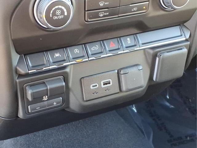 2026 Chevrolet Silverado 1500 Crew Cab Short Box 4-Wheel Drive Custom