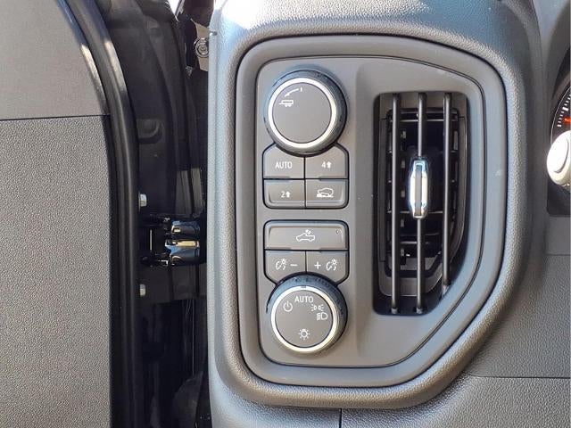 2026 Chevrolet Silverado 1500 Crew Cab Short Box 4-Wheel Drive Custom