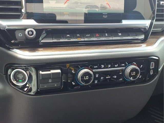 2025 Chevrolet Silverado 1500 Crew Cab Short Box 4-Wheel Drive LT 2FL