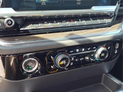 2023 Chevrolet Silverado 1500 Crew Cab Short Box 4-Wheel Drive LT Trail Boss