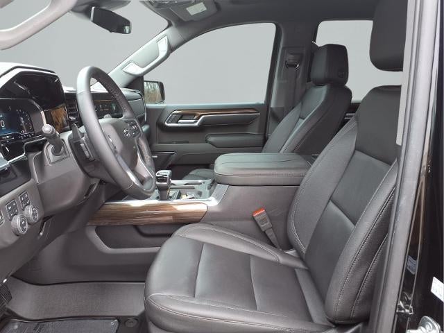 2025 Chevrolet Silverado 1500 Crew Cab Short Box 4-Wheel Drive LT Trail Boss