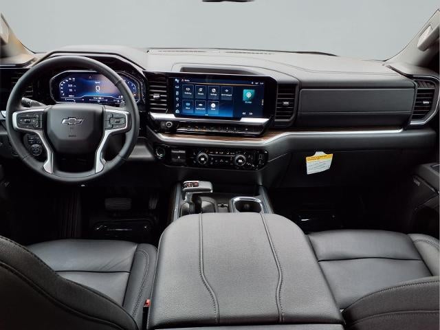 2025 Chevrolet Silverado 1500 Crew Cab Short Box 4-Wheel Drive LT Trail Boss