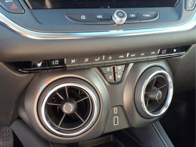 2025 Chevrolet Blazer LT FWD