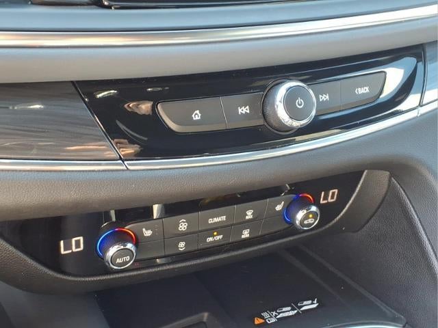 2023 Buick Enclave Essence FWD