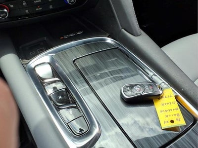 2024 Buick Enclave Essence FWD