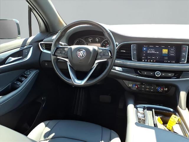 2022 Buick Enclave Essence AWD