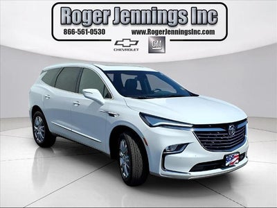 2022 Buick Enclave Essence AWD