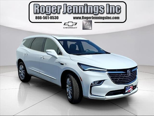 2022 Buick Enclave Essence AWD