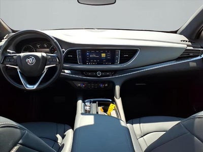 2022 Buick Enclave Essence AWD