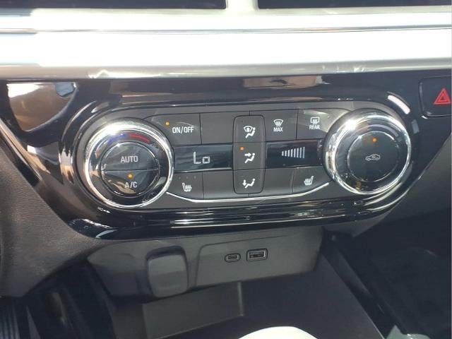2025 Chevrolet Trax FWD 4dr LT
